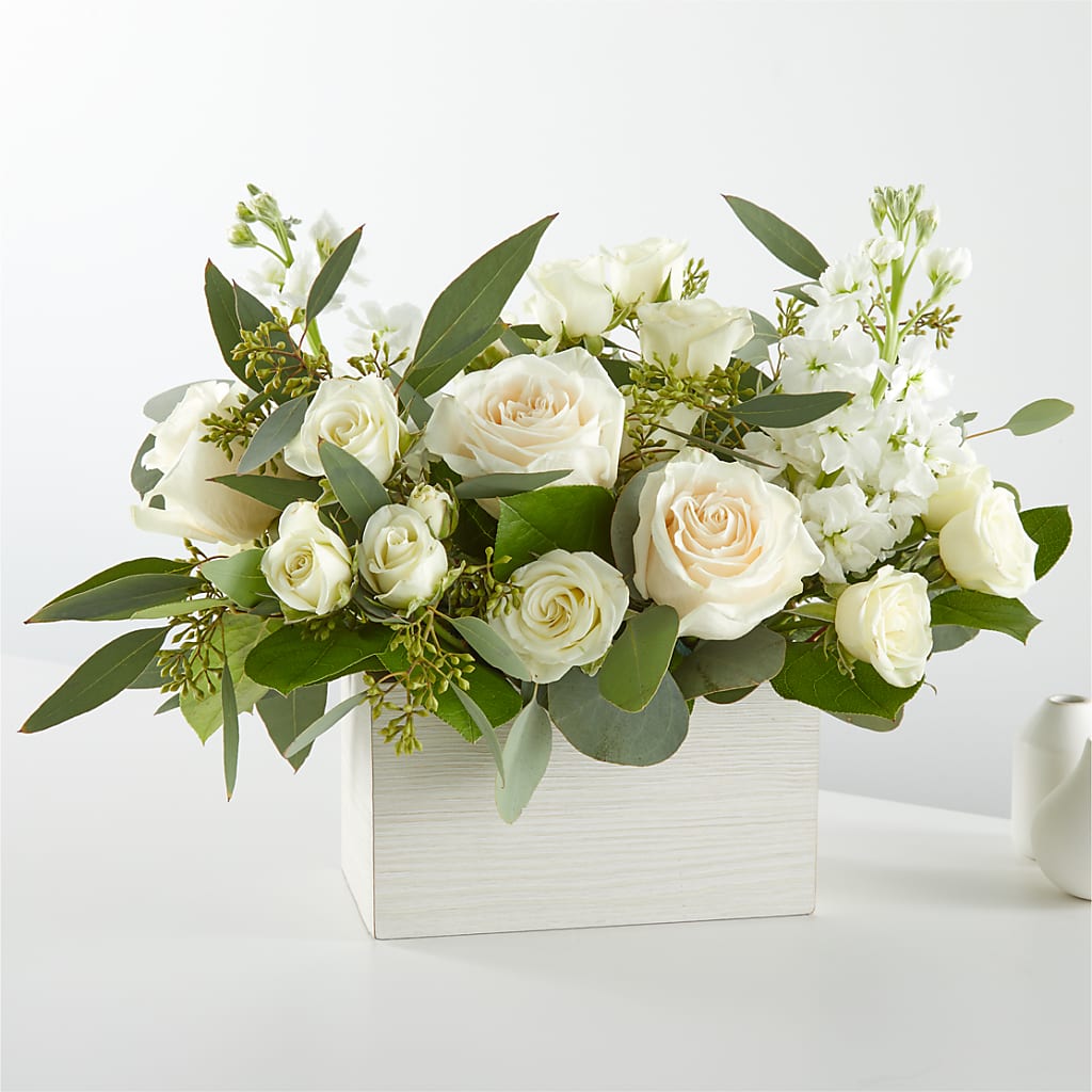 Fresh Linen Box Bouquet – The Bay Window Llc, Garrettsville OH