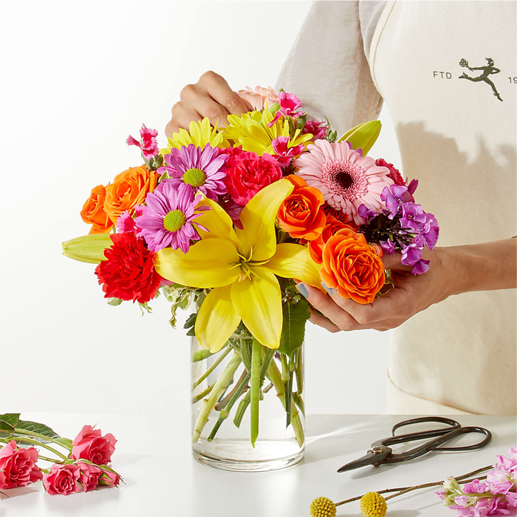 Cue the Confetti - A Florist Original – The Bay Window Llc, Garrettsville OH