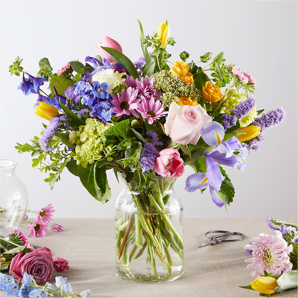 Pastel Tradition - A Florist Original – The Bay Window Llc, Garrettsville OH