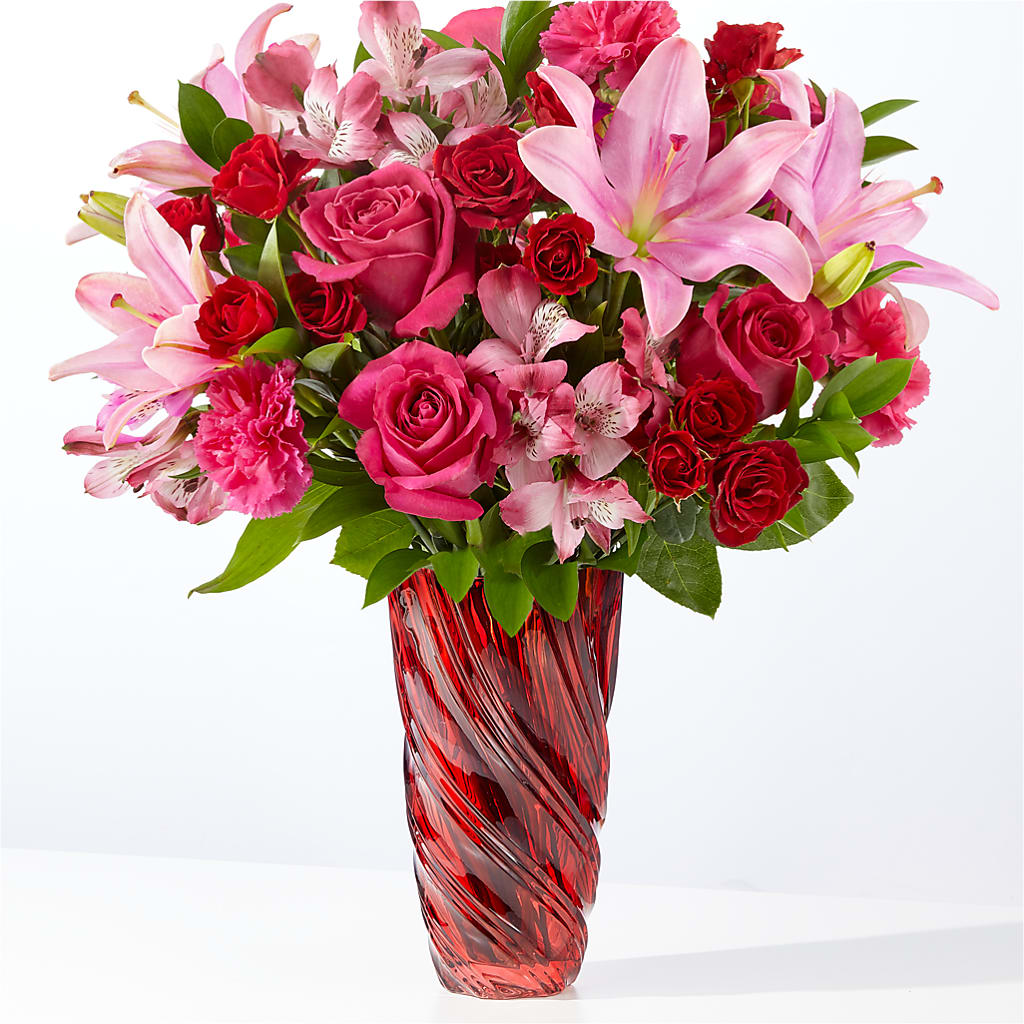 In Love Bouquet with Luxe Swirl Vase – The Bay Window Llc, Garrettsville OH