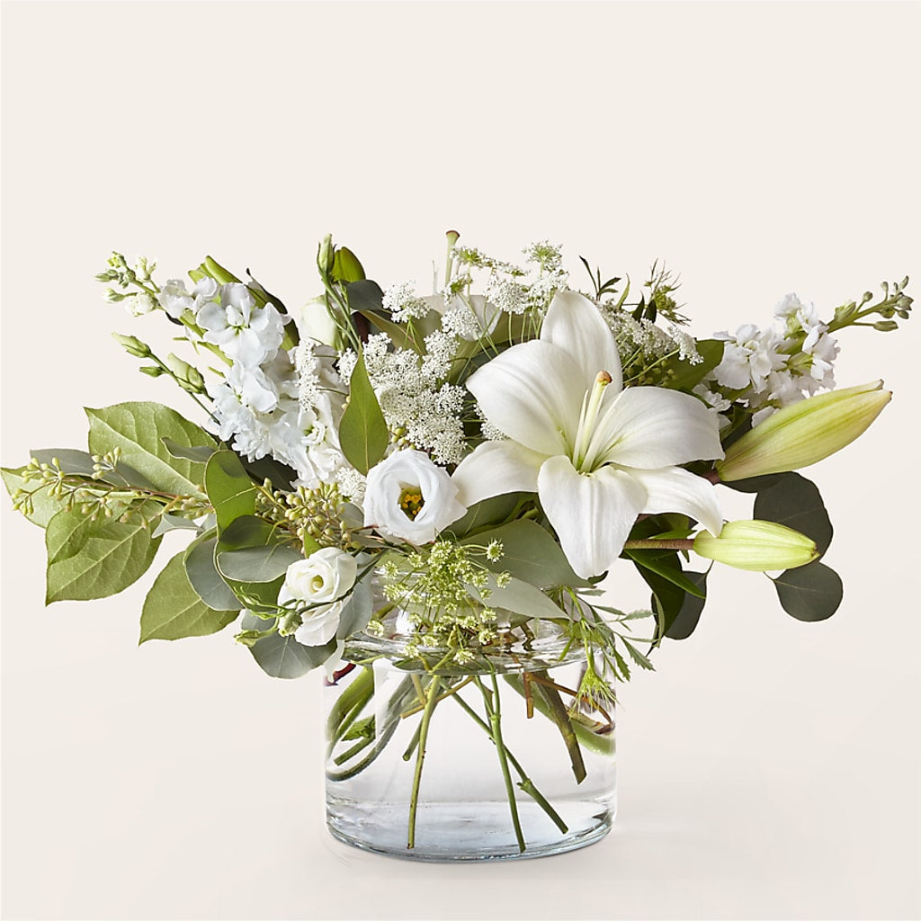 Alluring Elegance Bouquet – The Bay Window Llc, Garrettsville OH