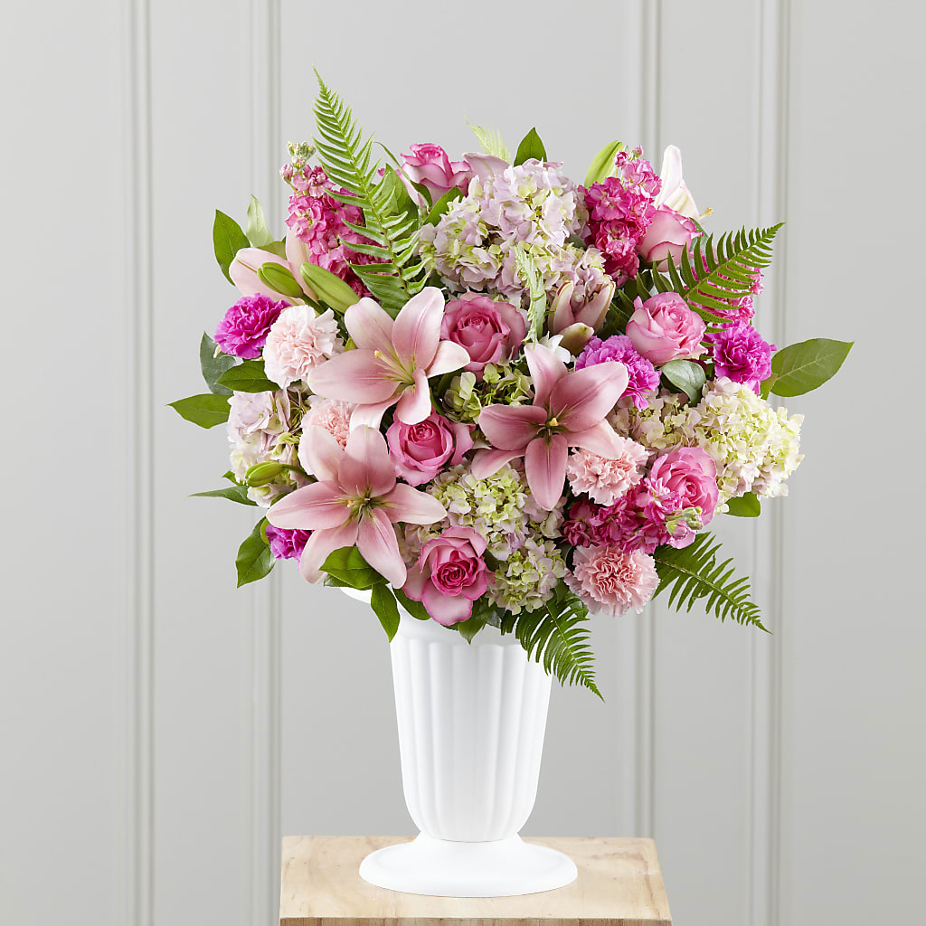 Never-Ending Love Arrangement – The Bay Window Llc, Garrettsville OH