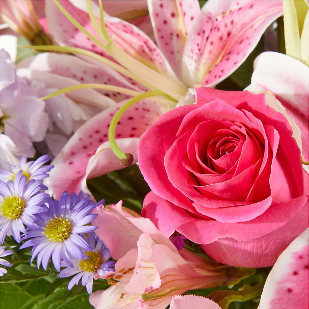Pressing Petals Bouquet –  The Bay Window Llc, Garrettsville OH