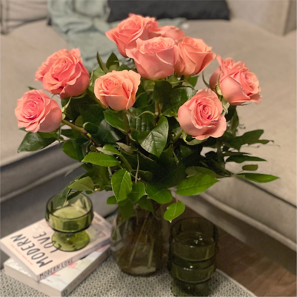 Long Stem Pink Rose Bouquet –  The Bay Window Llc, Garrettsville OH