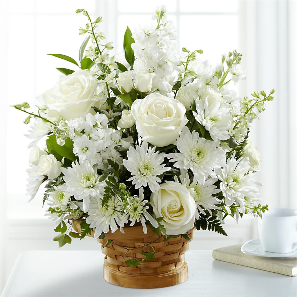 Heartfelt Condolences Arrangement –  The Bay Window Llc, Garrettsville OH
