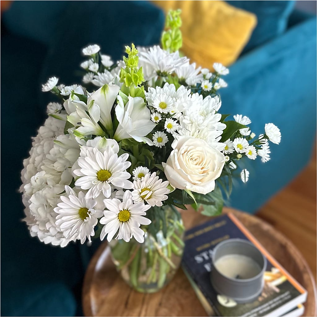 Classic Ivory – A Florist Original –  The Bay Window Llc, Garrettsville OH