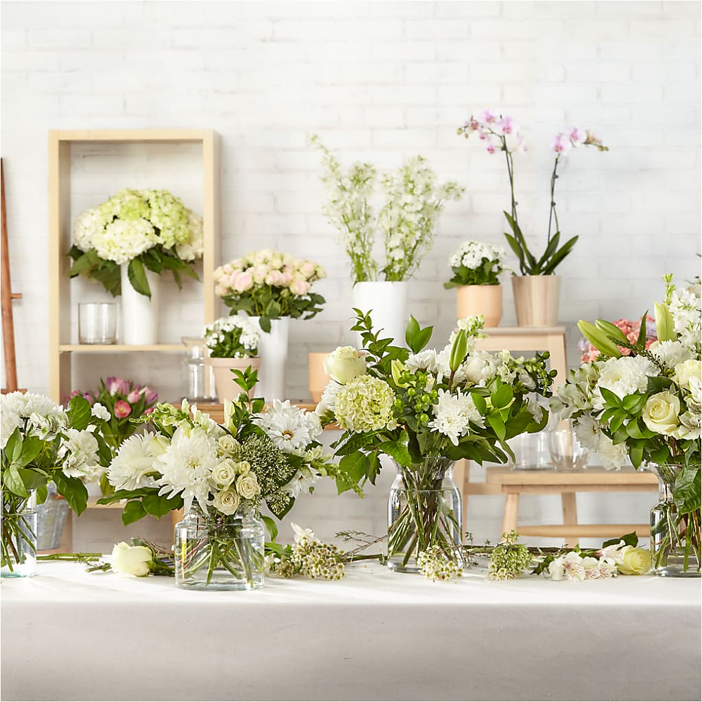 Classic Ivory – A Florist Original –  The Bay Window Llc, Garrettsville OH