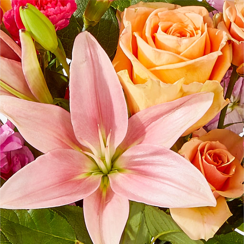 Bisous Bouquet –  The Bay Window Llc, Garrettsville OH